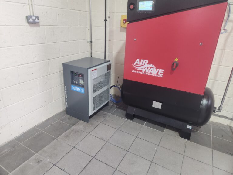 Airwave VARI-Speed compressor and Airdry RD-90 air dryer